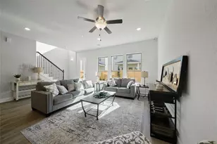 4423 Santorini Ln, Houston, TX 77045 - Photo 3