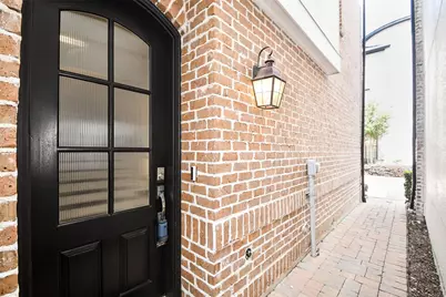 5629 Cohn Meadow, Houston, TX 77007 - Photo 3