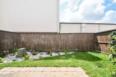 5629 Cohn Meadow, Houston, TX 77007 - Photo 31