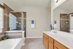 11114 Creek Mist Dr, Cypress, TX 77433 - Photo 21