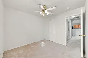 5724 Montclair Hill Ln, Rosharon, TX 77583 - Photo 33