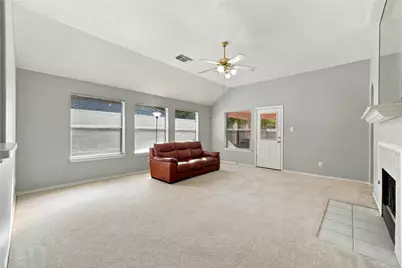 5724 Montclair Hill Lane, Rosharon, TX 77583 - Photo 19