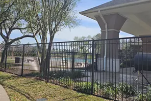 3403 E Cedar Hollow Dr, Pearland, TX 77584 - Photo 25
