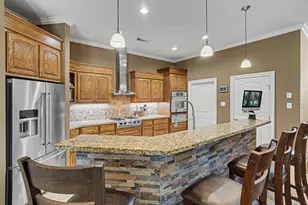 109 Avenue J, Dickinson, TX 77539 - Photo 13