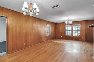 1729 Hawthorne St, La Marque, TX 77568 - Photo 9