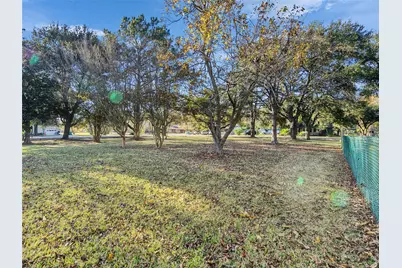 1729 Hawthorne Street, La Marque, TX 77568 - Photo 5