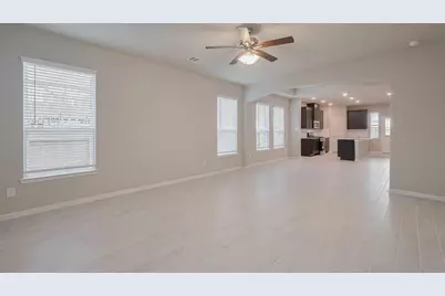 461 Long Branch Drive, Dayton, TX 77535 - Photo 3