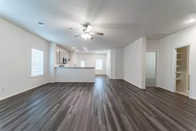 3527 Prairie Rose Trail, Angleton, TX 77515 - Photo 5