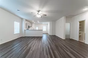 3527 Prairie Rose Trl, Angleton, TX 77515 - Photo 5