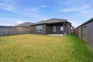 3527 Prairie Rose Trl, Angleton, TX 77515 - Photo 15