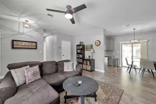 15867 Walnut Dr, Montgomery, TX 77356 - Photo 7