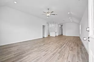 13322 Hayden Peak Dr, Iowa Colony, TX 77583 - Photo 13