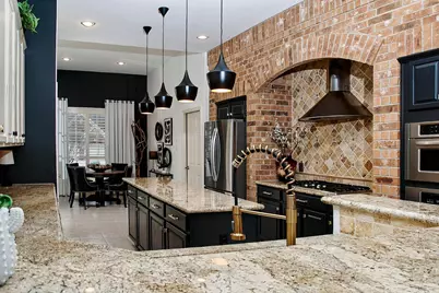 175 W Bristol Oak Circle, The Woodlands, TX 77382 - Photo 13