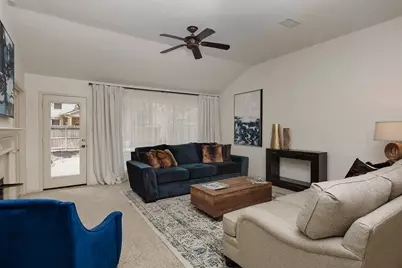 175 W Bristol Oak Circle, The Woodlands, TX 77382 - Photo 17