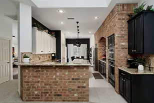 175 W Bristol Oak Cir, The Woodlands, TX 77382 - Photo 11