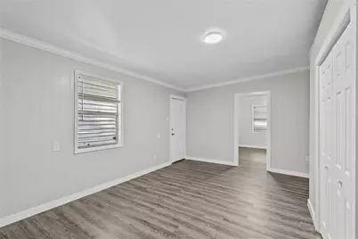 1916 N Logan Street, Texas City, TX 77590 - Photo 7