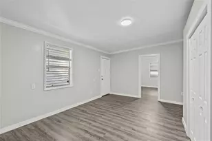 1916 N Logan St, Texas City, TX 77590 - Photo 7