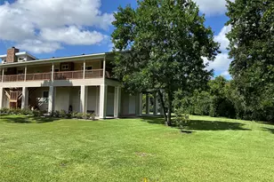 1401 Myrtlewood St, Pearland, TX 77581 - Photo 3