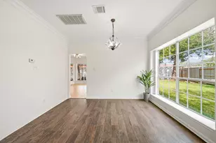 4623 Summer Lakes, Sugar Land, TX 77479 - Photo 11