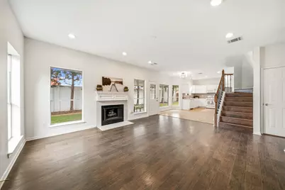 4623 Summer Lakes, Sugar Land, TX 77479 - Photo 3