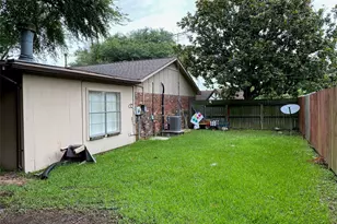 1202 Kathy St, Pasadena, TX 77504 - Photo 3