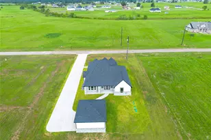 395 Brahman Trail, Angleton, TX 77515 - Photo 29
