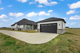 395 Brahman Trail, Angleton, TX 77515 - Photo 23