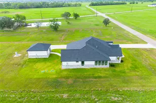 395 Brahman Trail, Angleton, TX 77515 - Photo 35