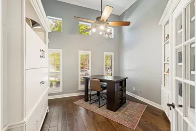 6011 Shady Alcove Court, Kingwood, TX 77345 - Photo 9