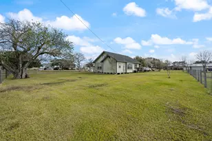 4727 Fenske Ln, Needville, TX 77461 - Photo 13