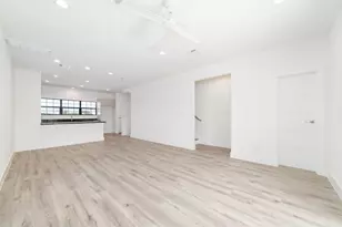 11924 N Hoa Sen Cir, Houston, TX 77072 - Photo 17