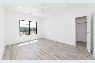 11924 N Hoa Sen Circle, Houston, TX 77072 - Photo 9