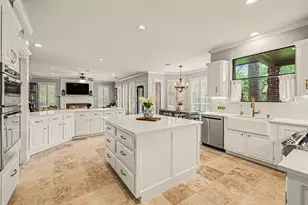 17519 Hawkin Ln, Tomball, TX 77377 - Photo 15