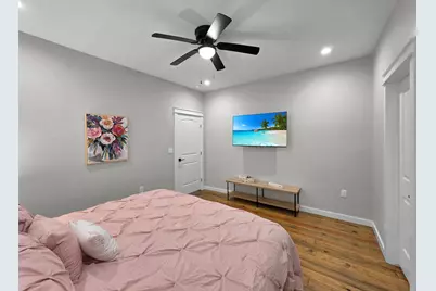 1048 Sunset Circle W, Crystal Beach, TX 77650 - Photo 31