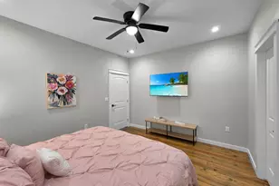 1048 Sunset Circle W, Crystal Beach, TX 77650 - Photo 31