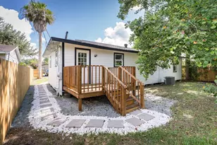 6524 Loma Vista St, Houston, TX 77085 - Photo 17