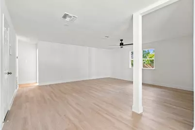 6524 Loma Vista Street, Houston, TX 77085 - Photo 5