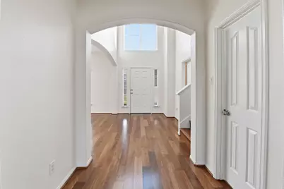 8702 Challis Park Court, Houston, TX 77040 - Photo 5