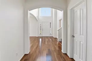 8702 Challis Park Ct, Houston, TX 77040 - Photo 5