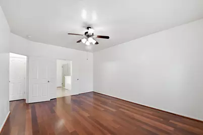 8702 Challis Park Court, Houston, TX 77040 - Photo 15