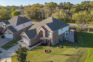8702 Challis Park Ct, Houston, TX 77040 - Photo 1
