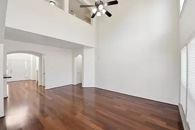 8702 Challis Park Court, Houston, TX 77040 - Photo 13