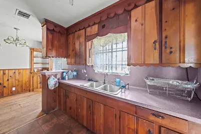 5810 Langley Road, Houston, TX 77016 - Photo 9