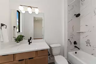 615 Wendel St, Houston, TX 77009 - Photo 21