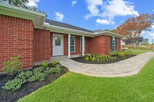 18823 Cypress Church Rd, Cypress, TX 77433 - Photo 5