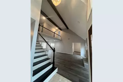 2015 Hamlin Valley Drive, Houston, TX 77090 - Photo 5