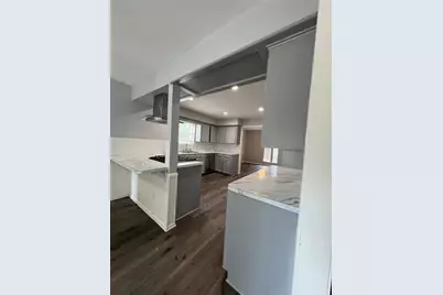 2015 Hamlin Valley Drive, Houston, TX 77090 - Photo 13