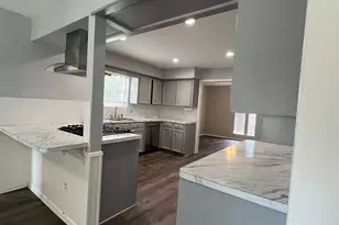 2015 Hamlin Valley Dr, Houston, TX 77090 - Photo 13