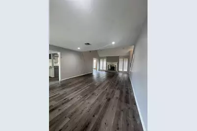 2015 Hamlin Valley Drive, Houston, TX 77090 - Photo 7