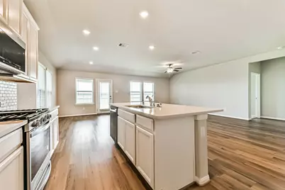 10008 Deussen Lane, Texas City, TX 77591 - Photo 11